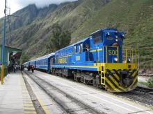 前を向いて背筋を伸ばして